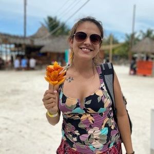 Meet your Posher, Karla